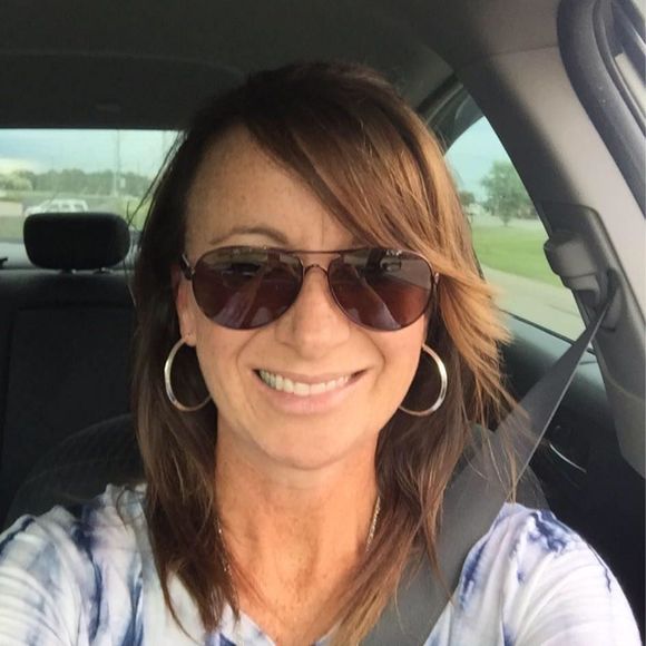 Meet your Posher, Monika-scott - Picture 1 of 1